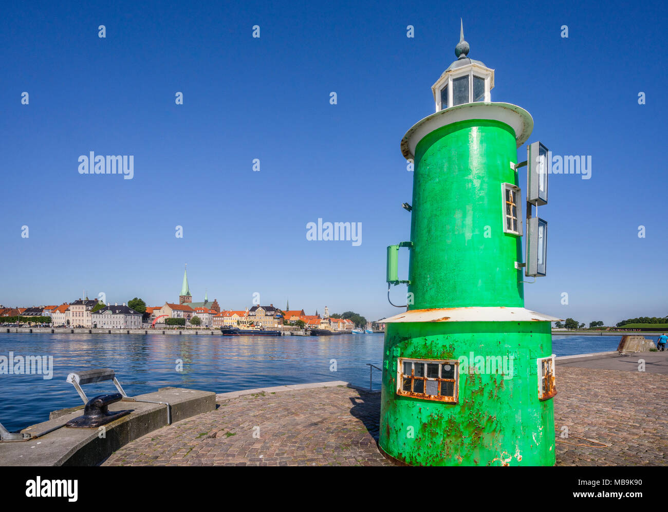 Faro del porto entrata del porto Helsingør, Zelanda, Danimarca Foto Stock
