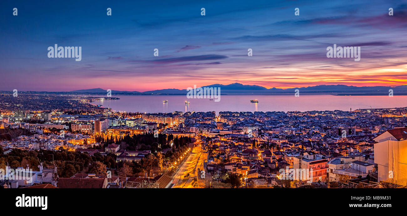 La splendida vista dalla torre Trigoniou, Salonicco, Grecia Foto Stock
