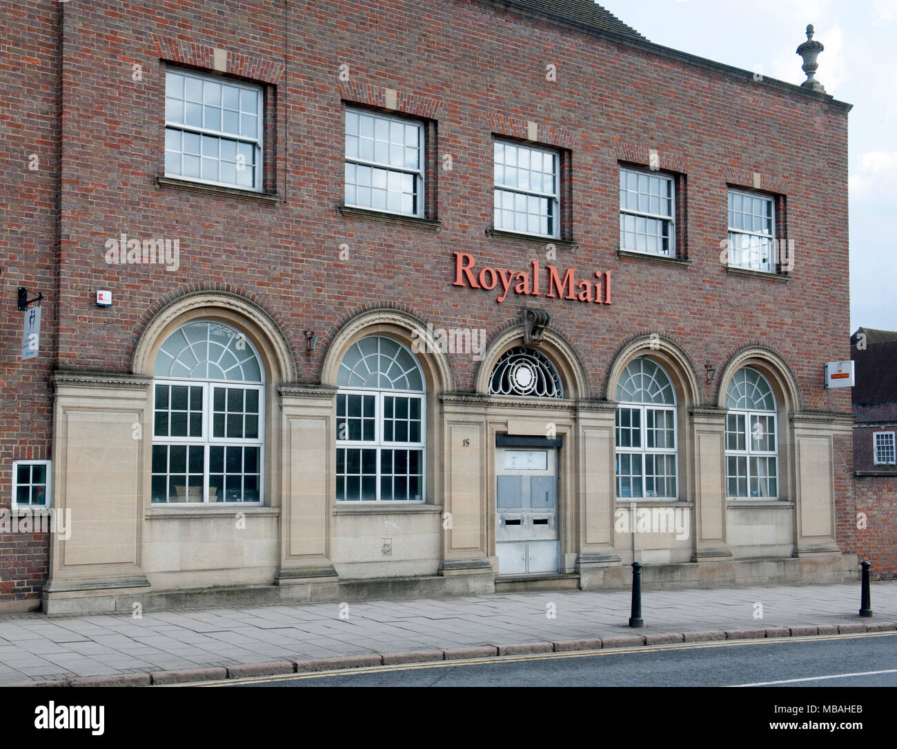 Royal Mail High Wycombe ufficio di consegna, Queen Victoria Road, High Wycombe, Buckinghamshire, Inghilterra, Regno Unito Foto Stock