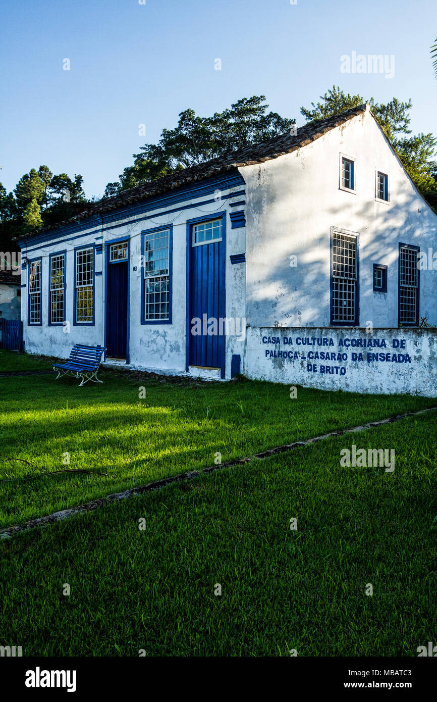 Casa della Cultura delle Azzorre di Palhoca, Enseada do Brito. Palhoca, Santa Catarina, Brasile. Foto Stock