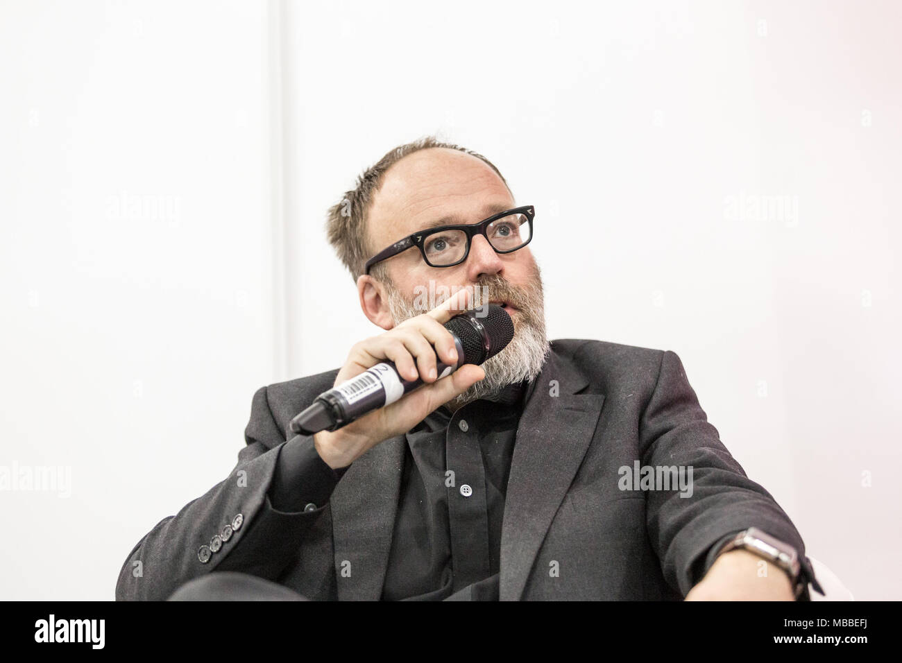 Londra, UK, 10 Aprile 2018: Autore Mark Dawson durante il 2018 Fiera del libro di Londra in Olympia Exhibition Centre di Londra. Credito: Michal Busko/Alamy Live News Foto Stock