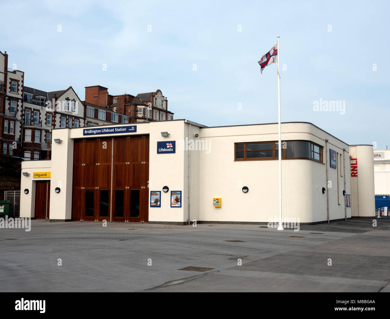 Scialuppa di salvataggio RNLI Stazione, Bridlington, East Riding of Yorkshire, Inghilterra, Regno Unito Foto Stock