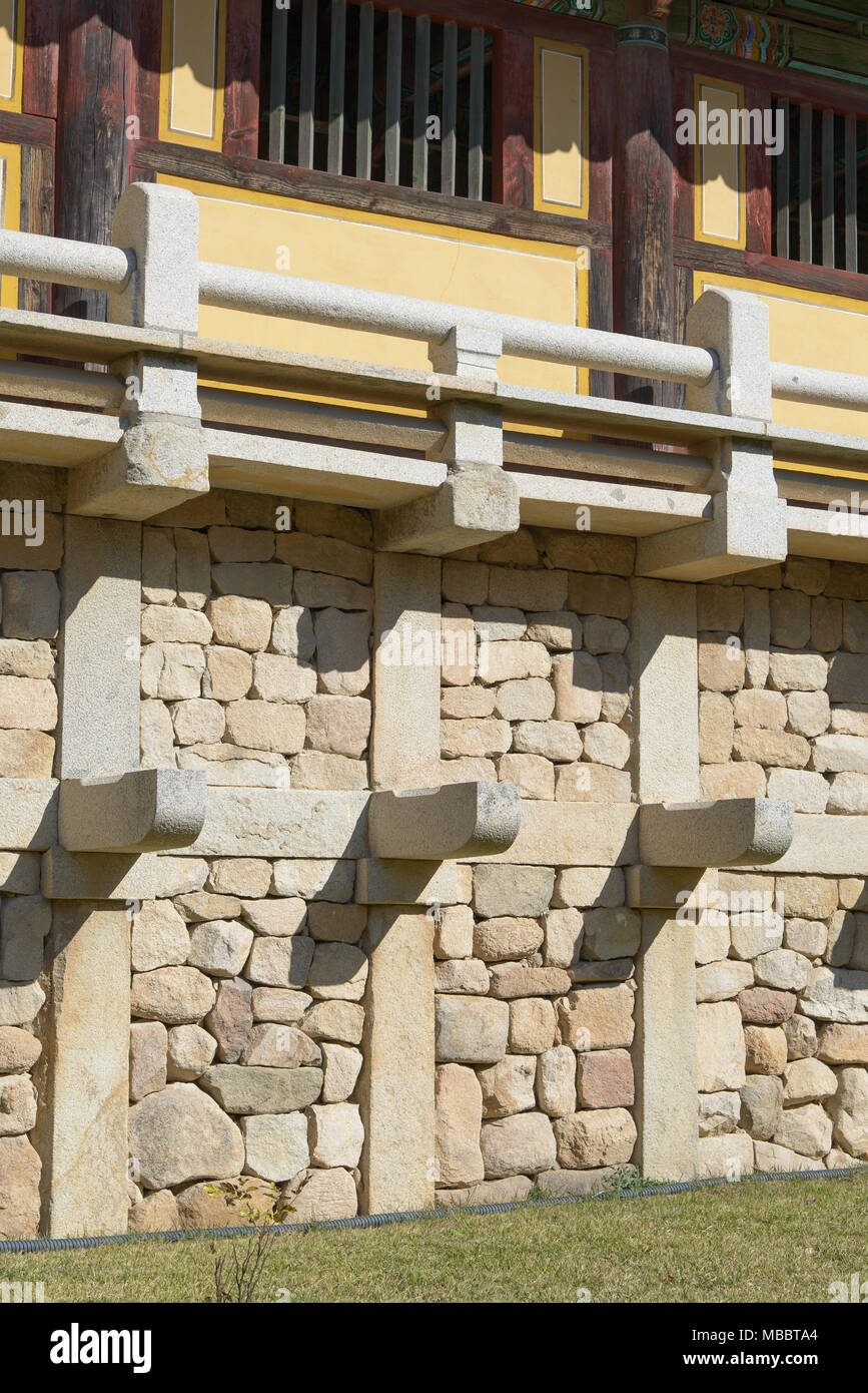 GYEONGJU, COREA DEL SUD - 19 ottobre 2014: Bulguksa è un famoso tempio costruito in epoca Silla. Foto Stock