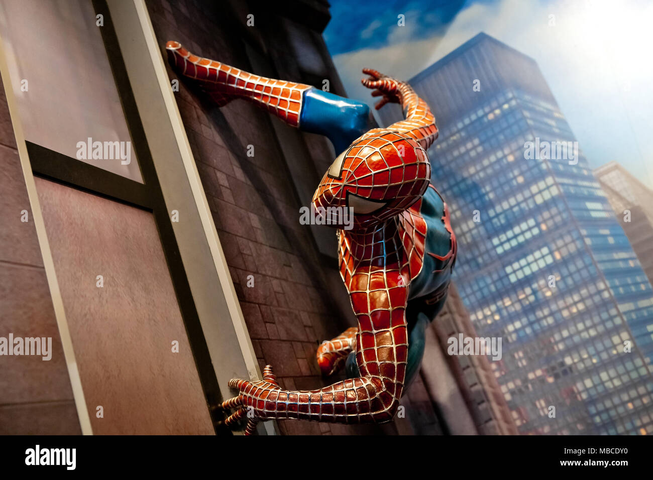 Spiderman marvel comics nel museo delle cere di Madame Tussauds di Amsterdam, Paesi Bassi Foto Stock