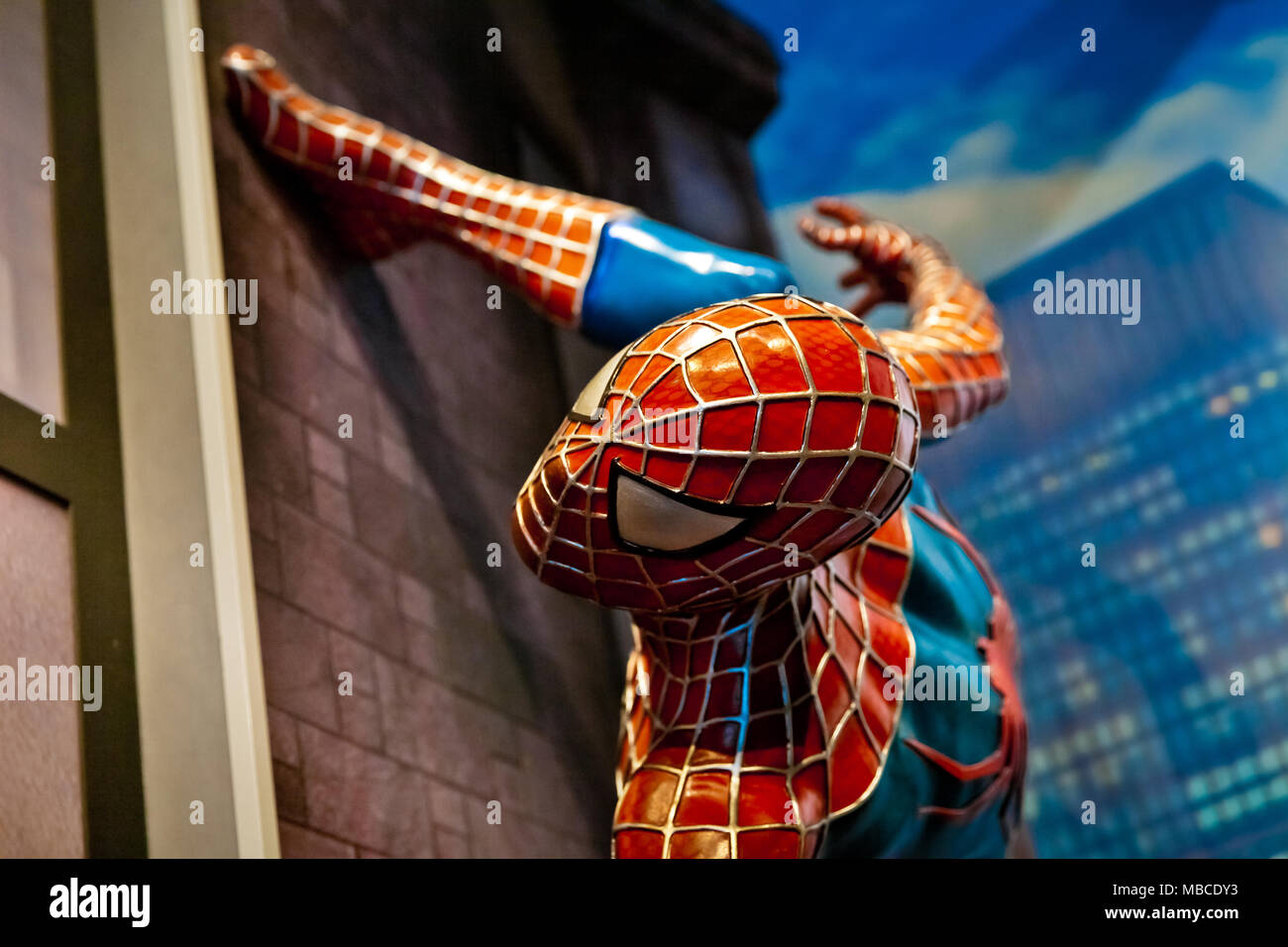 Spiderman marvel comics nel museo delle cere di Madame Tussauds di Amsterdam, Paesi Bassi Foto Stock