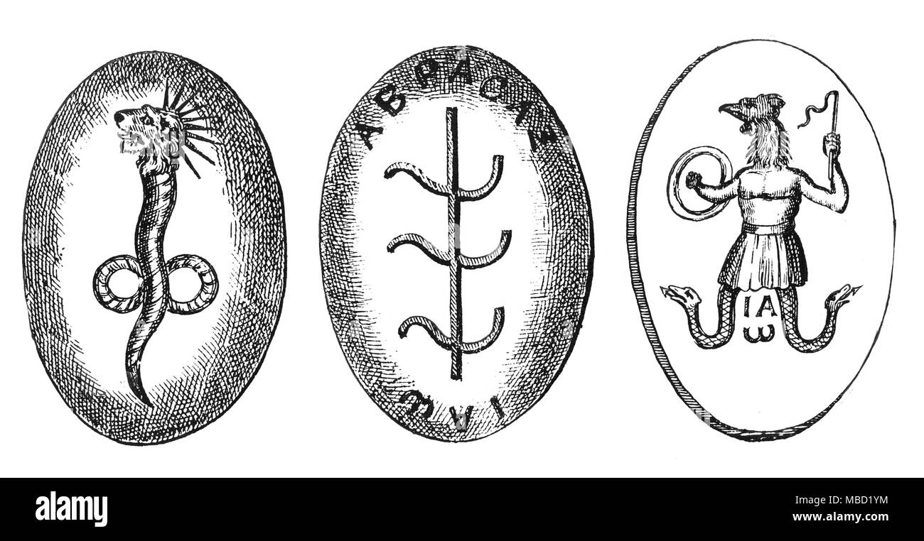GEMS - gnostici inciso tre gemme gnostico. I primi due sono scolpiti su un chrysophrase, circa un pollice e mezzo di alta. Il primo [complementare] raffigura il gnostico Aion Abraxas. Il secondo (l'inverso del chrysophrase) espone due magica dio-nomi dalla religione gnostica: IAO ABRASAX e. Foto Stock