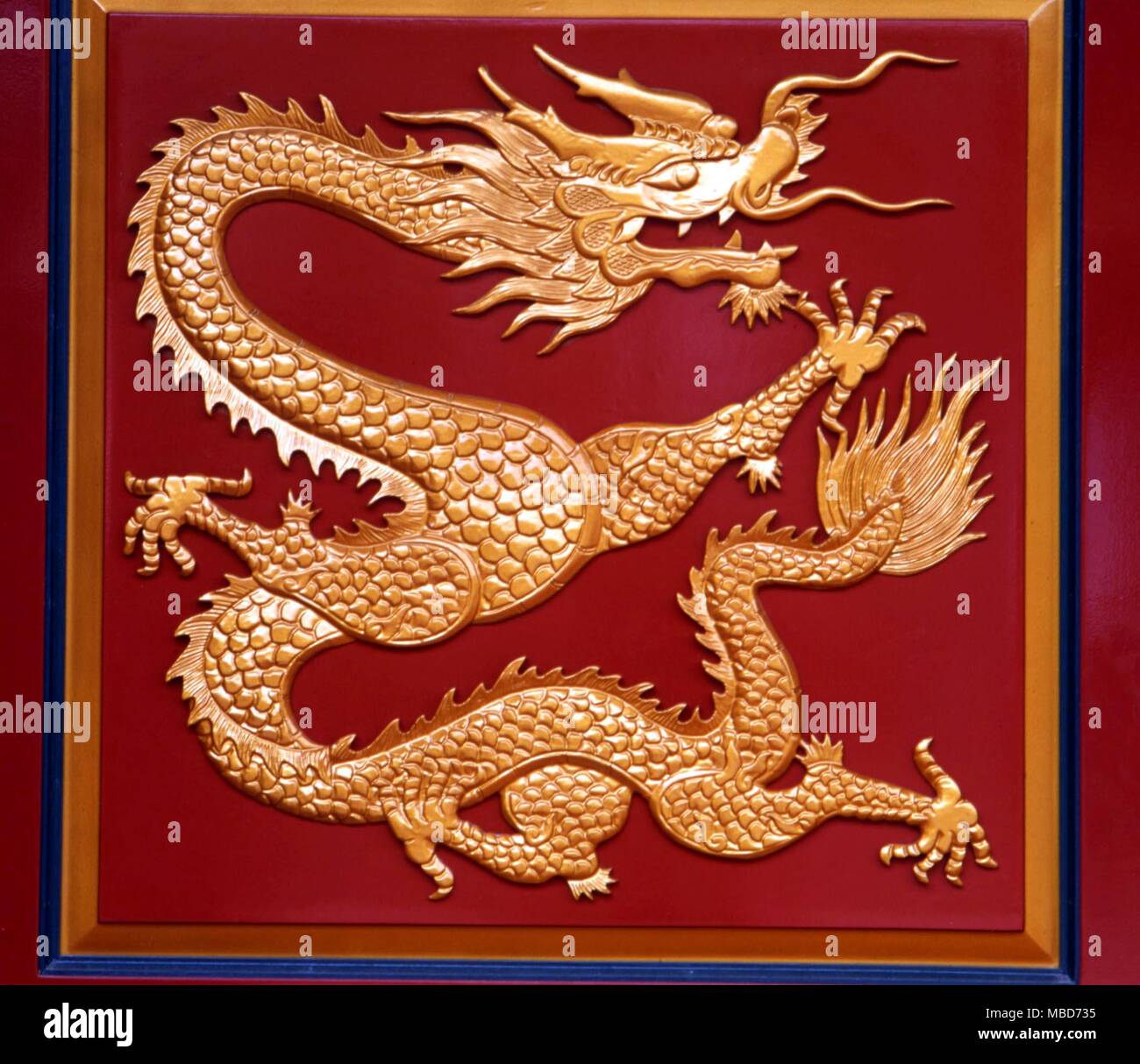Drago Cinese - Golden Dragon dalla porta in Haw Par Villa Singapore Foto Stock