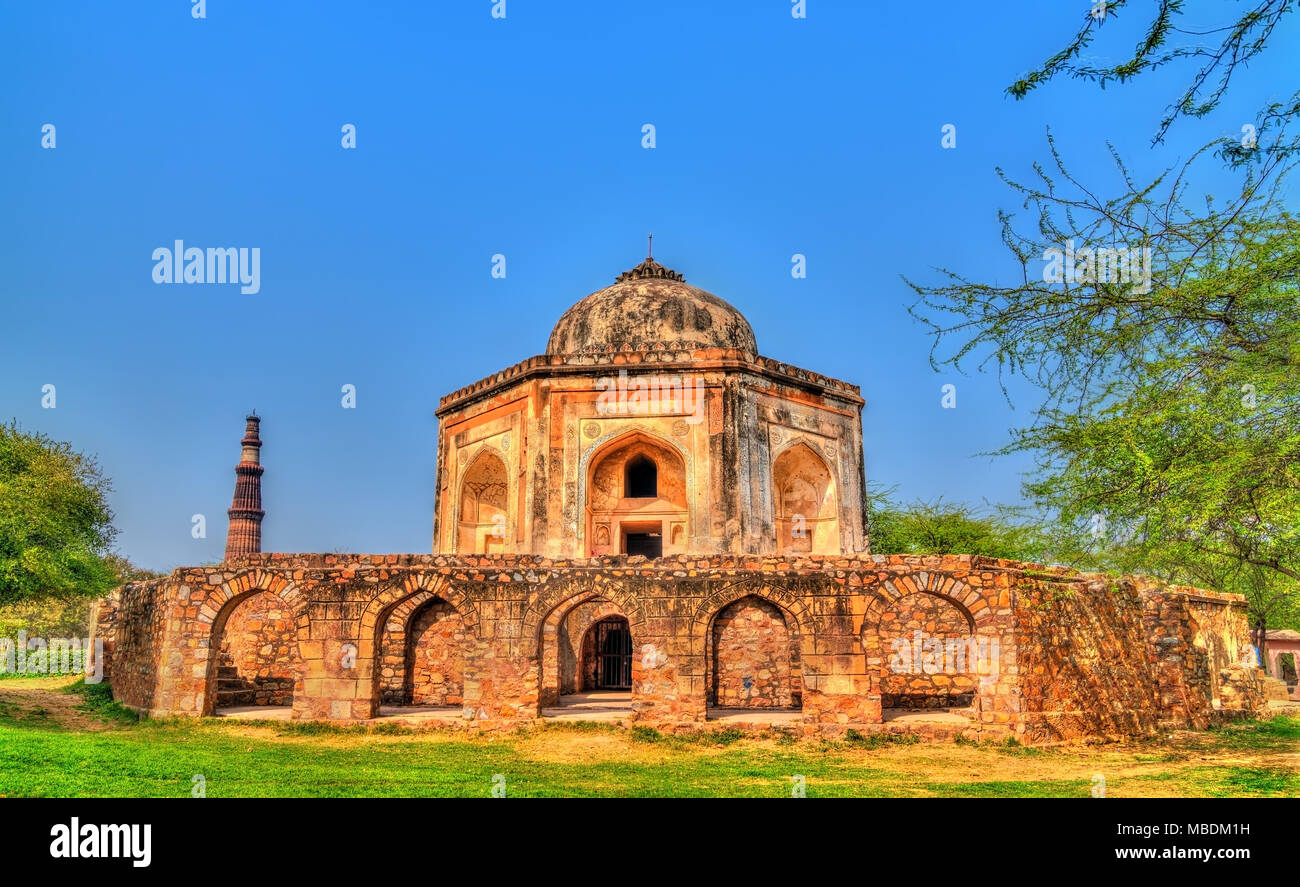Tomba di Mohd Quli Khan in Delhi, India Foto Stock Tomba di Mohd Quli Khan in Delhi, India Foto Stock