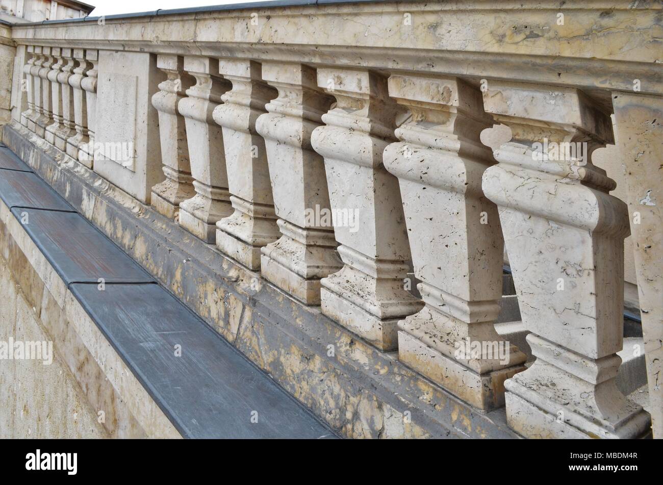 Ringhiera storico in pietra con pattern di marmo in Germania a Monaco di Baviera Foto Stock