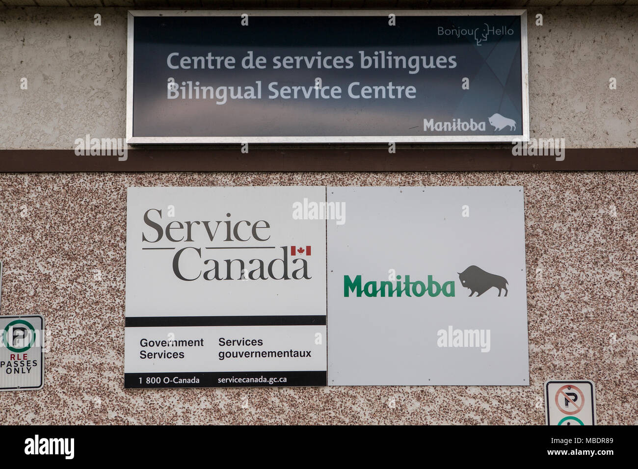 Un servizio bilingue centro (centro de service bilingues) è visto in Saint-Laurent, Manitoba, mercoledì 12 agosto, 2015. Foto Stock