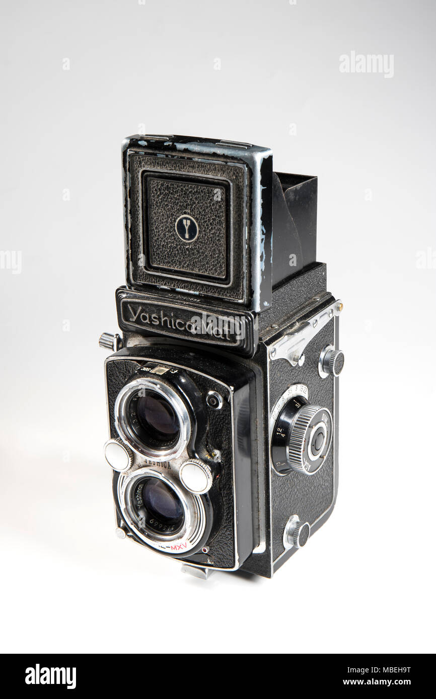 Antique Yashica Mat Twin Reflex Roll telecamera cinematografica dagli anni sessanta Foto Stock