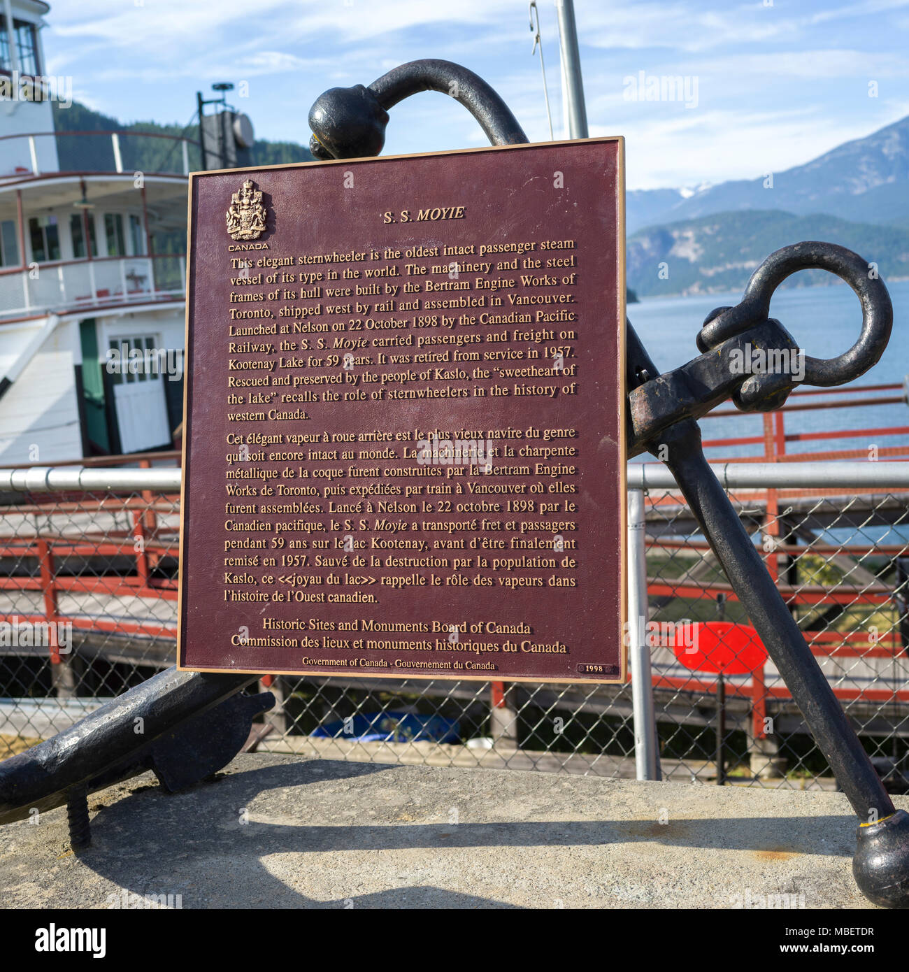 Close-up di una lapide, SS Moyie sternwheeler, Kootenay Lake, Kaslo, British Columbia, Canada Foto Stock