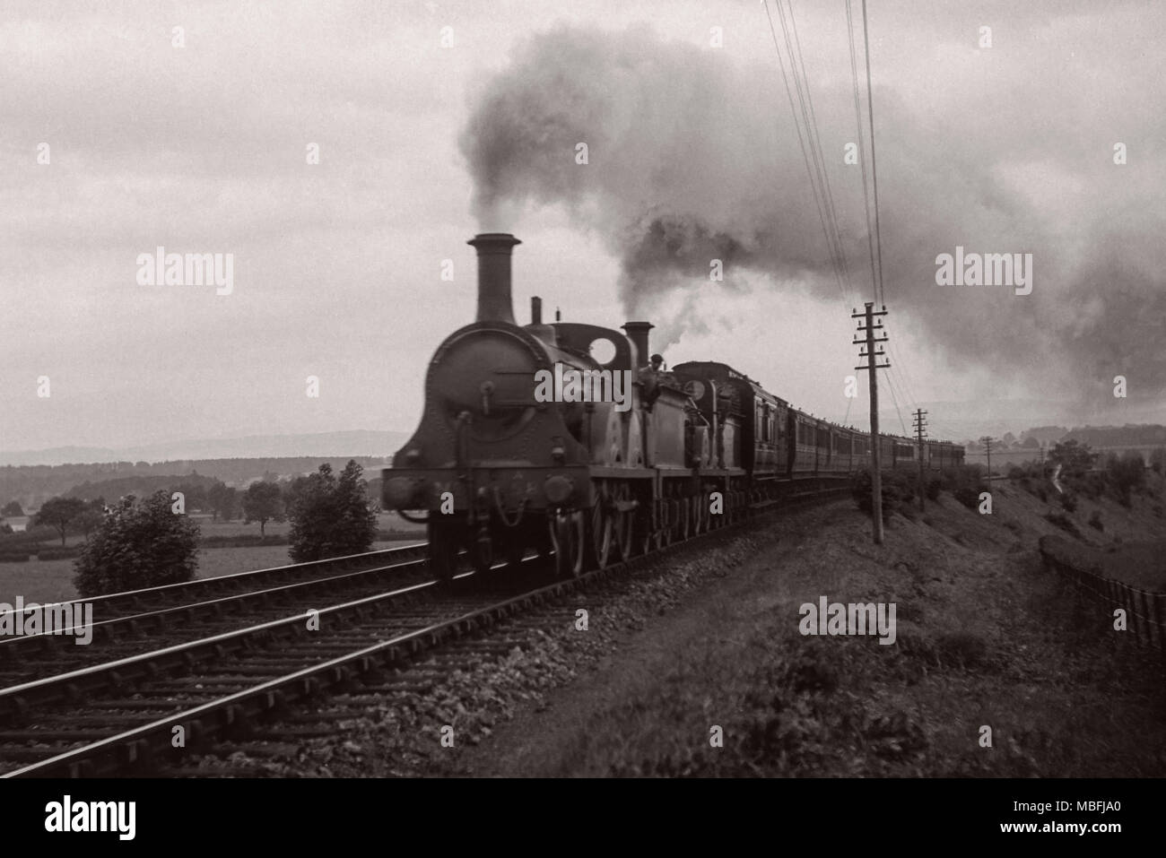 Circa 1909 immagine presa da una lastra di vetro negativo di un treno a vapore n. 58 in corrispondenza di una posizione sconosciuta. Foto Stock