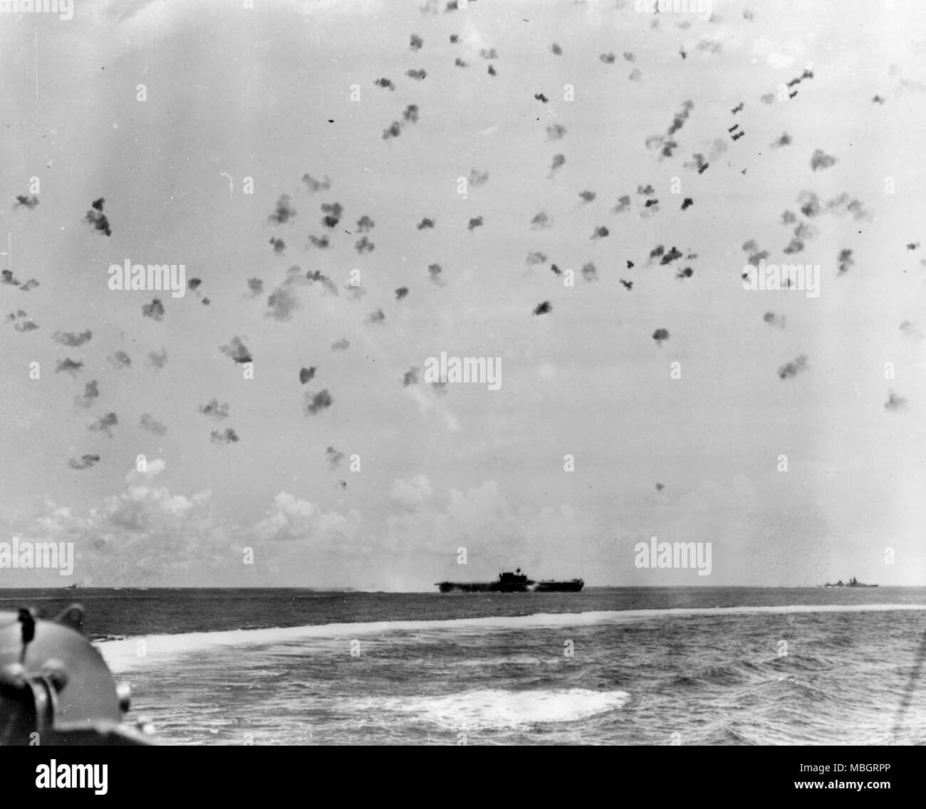 Incendio di difesa contraerea su Enterprise Foto Stock