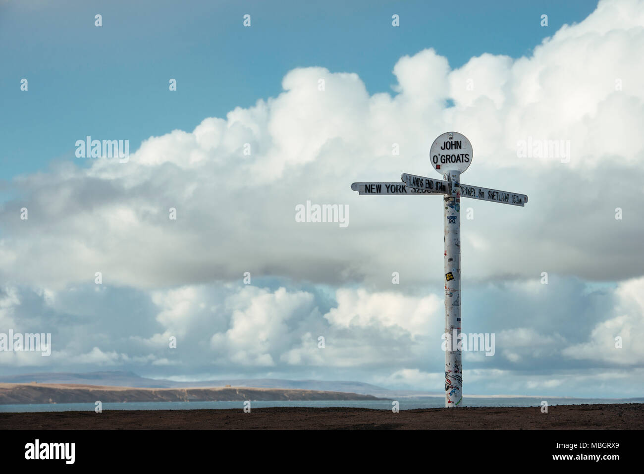 John O' semole in Gran Bretagna il Nord punta orientale è una delle estremità del viaggio più lungo sulla terraferma, con Land's End in Cornovaglia 876 miglia a sud-ovest. Foto Stock