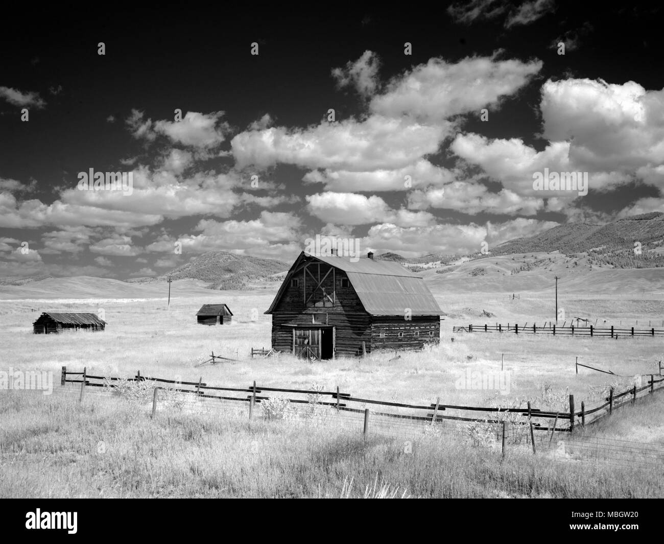 Fienile in Montana rurale Foto Stock