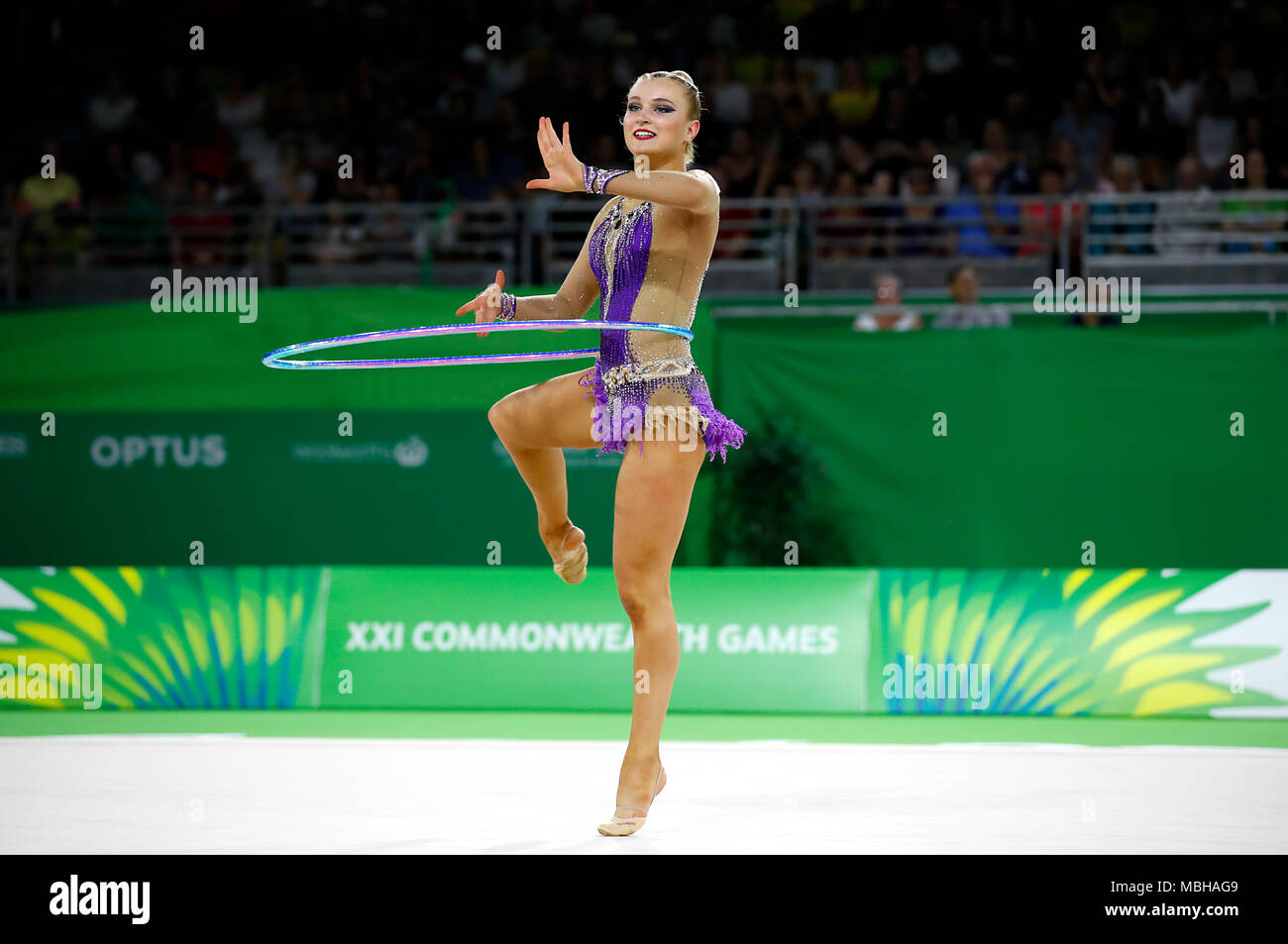 L'Inghilterra del Stephani Sherlock compete nel team finale e qualificazione individuale Sub Divisione 2 - Rotazione 1 all'Coomera centro sportivo coperto durante il giorno sette del 2018 Giochi del Commonwealth in Gold Coast, Australia. Foto Stock