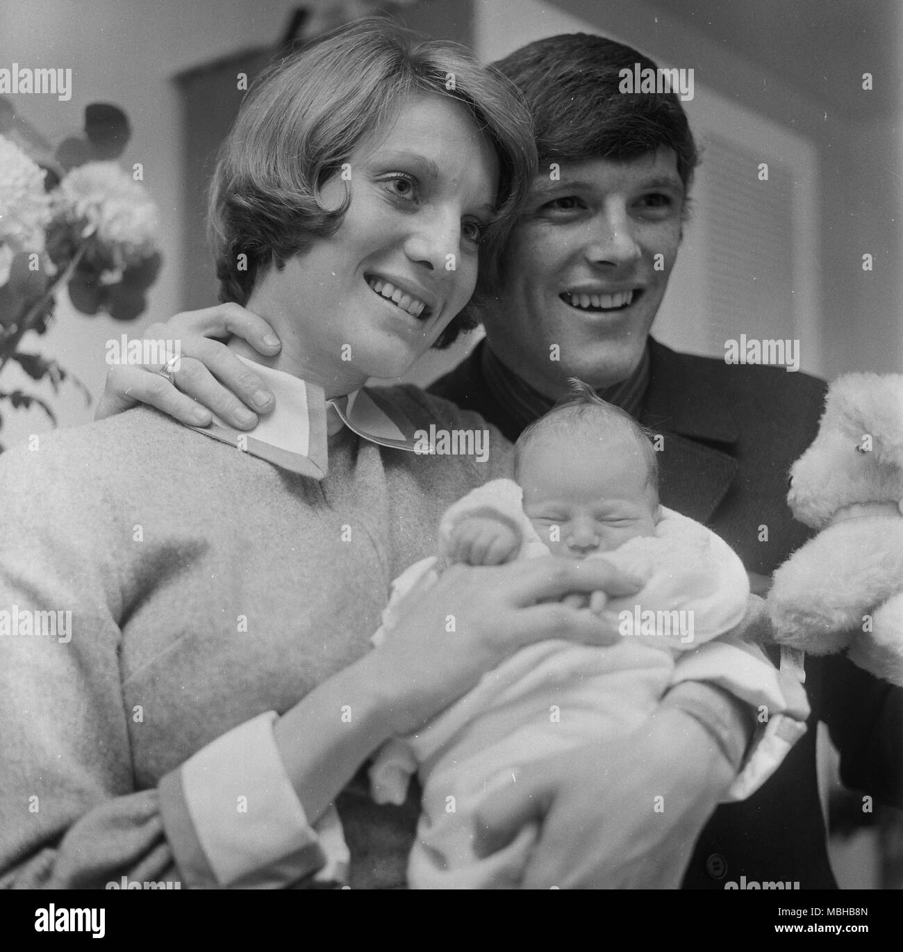 Leeds United Eddie grigio e baby e moglie Foto Stock