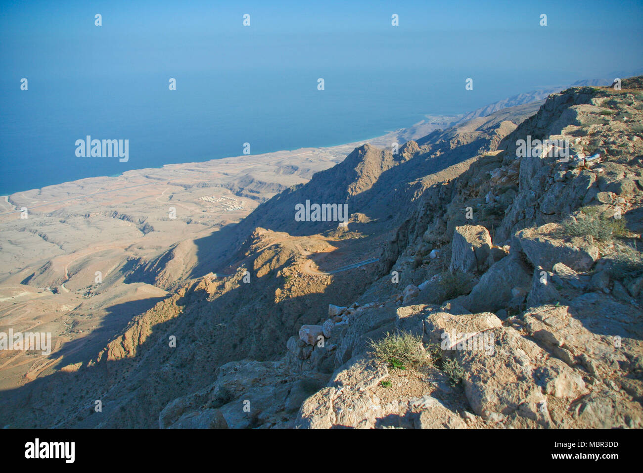 Le montagne della costa del sud dell'Oman vicino Jaylah Foto Stock