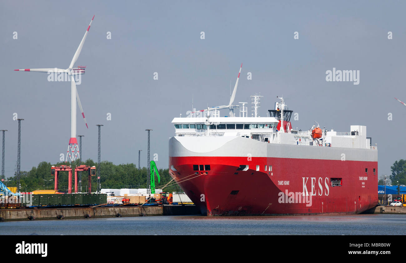 Auto nave da trasporto, auto transporter, nave nel porto di Bremerhaven, Germania Foto Stock