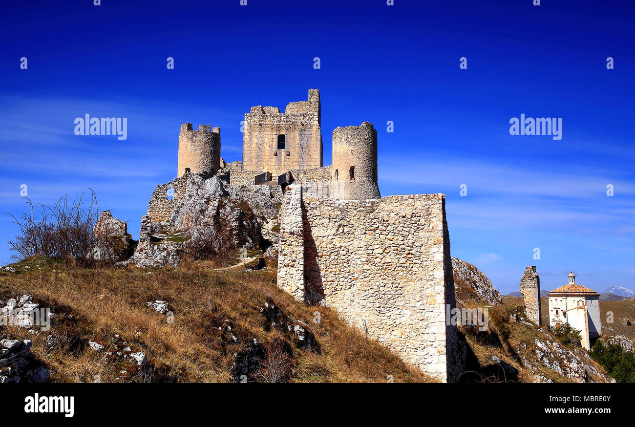 Rocca Calascio castello, nel Parco Nazionale d'Abruzzo, L'Aquila district, Abruzzo , Italia Foto Stock