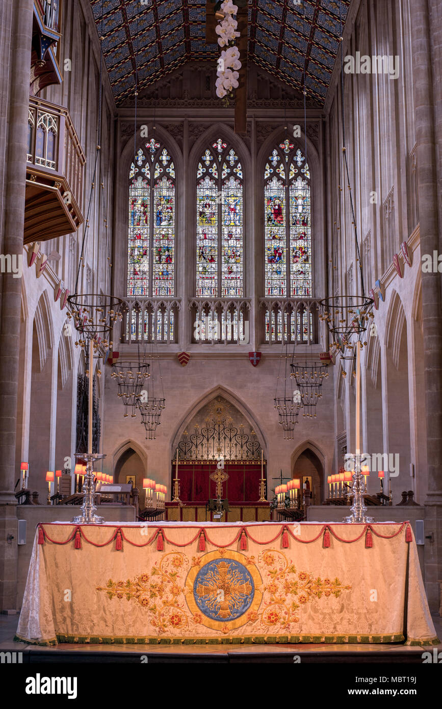 Altare centrale presso la chiesa cattedrale di St Edmundsbury ( aka St Edmund, St James, St Dennis) a Bury St Edmund, Inghilterra. Foto Stock