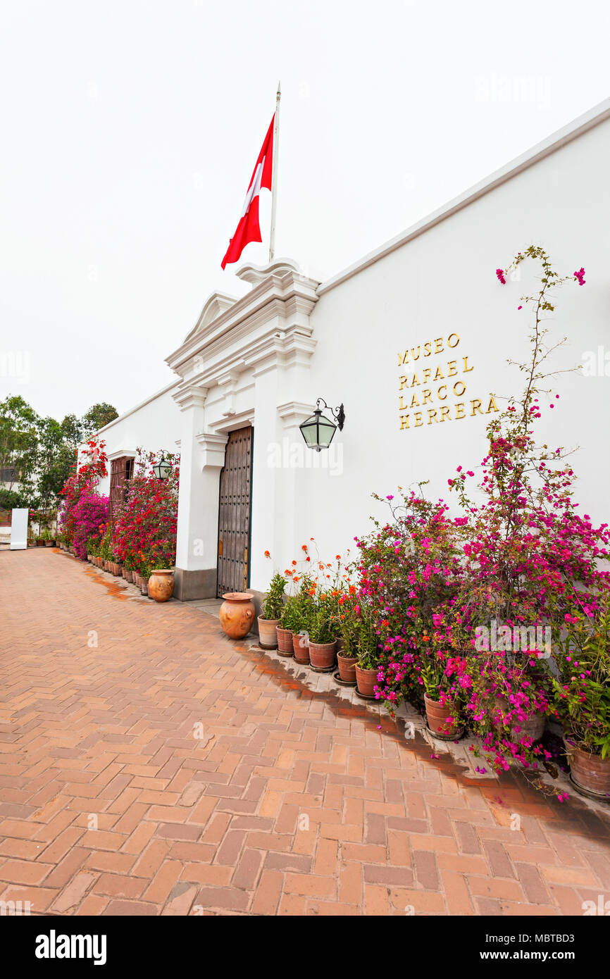 LIMA, Perù - 28 Maggio 2015: Il Museo Larco è un museo di arte pre-colombiana, che si trova a Lima in Perù Foto Stock