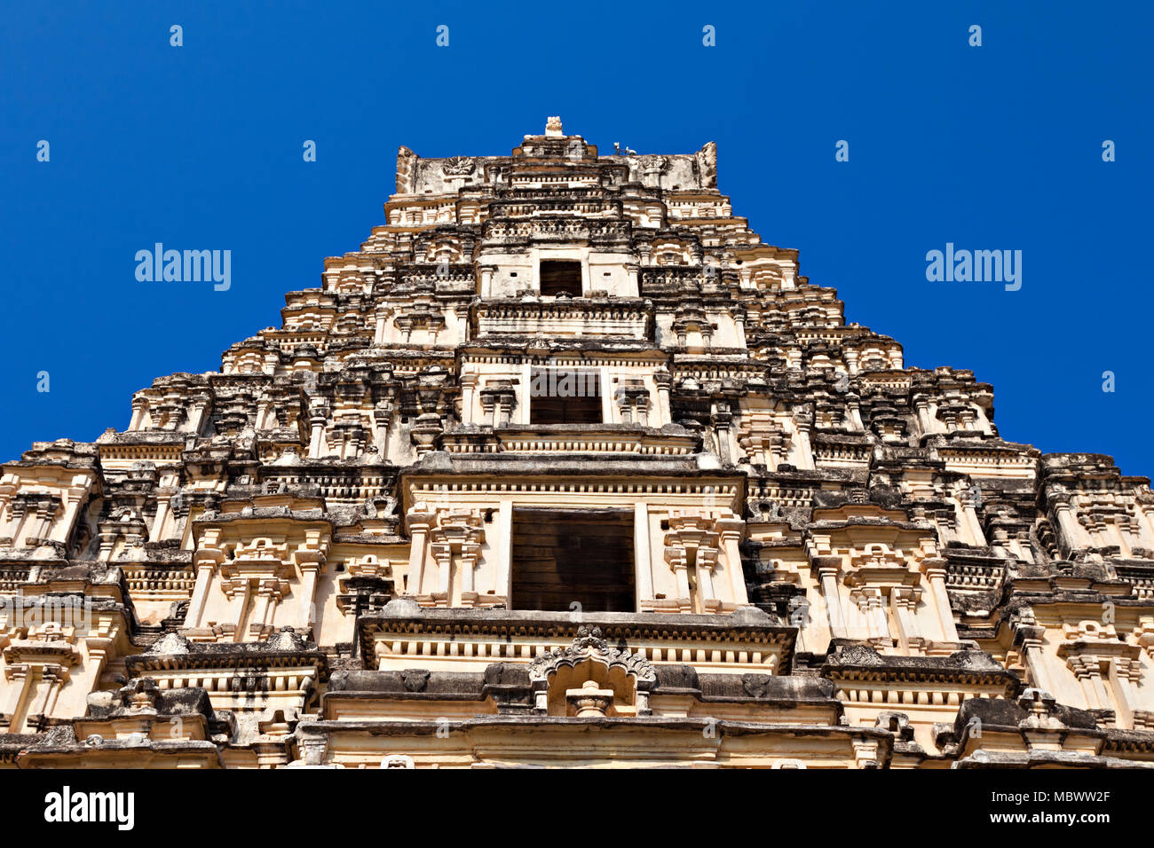 Gopuram Principale del Tempio Virupaksha, Hampi, India Foto Stock