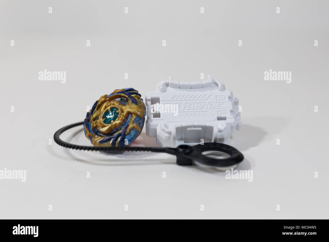 Beyblade immagini e fotografie stock ad alta risoluzione - Alamy