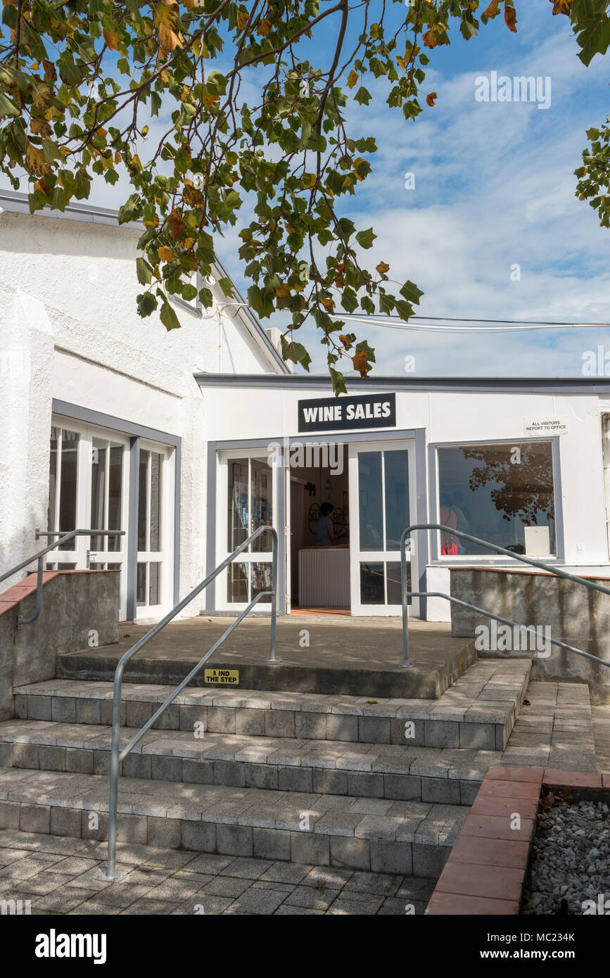 Il negozio del vino a La Valle Esk, Hawkes Bay vigneto e della cantina Nuova Zelanda Foto Stock