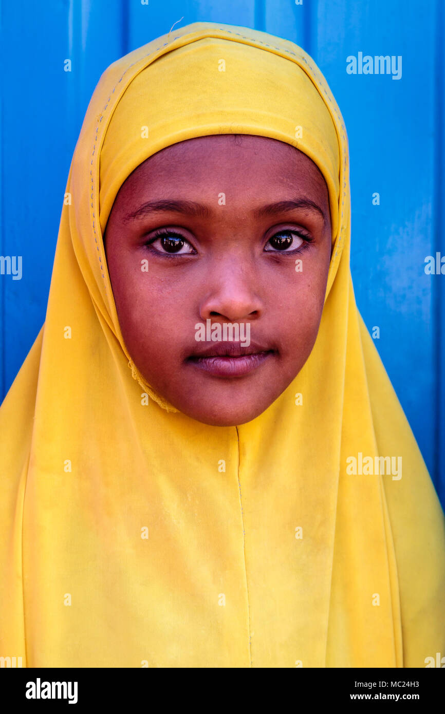 L'Etiope Schoolgirl, Harar, Etiopia Foto Stock