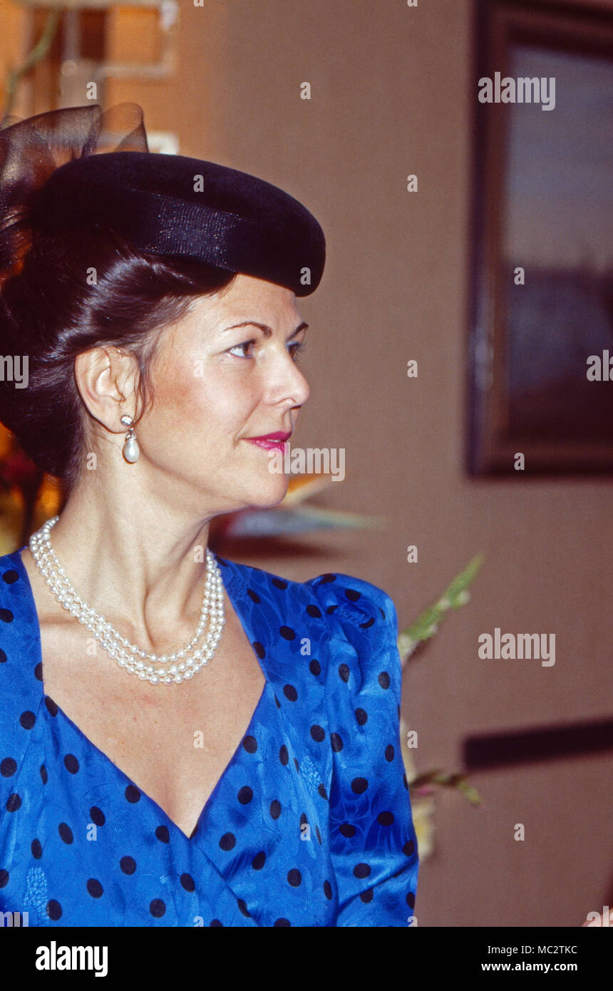 Königin Silvia von Schweden im Profil, Schweden 1988. Regina Silvia di Svezia nel profilo, Svezia 1988. Foto Stock