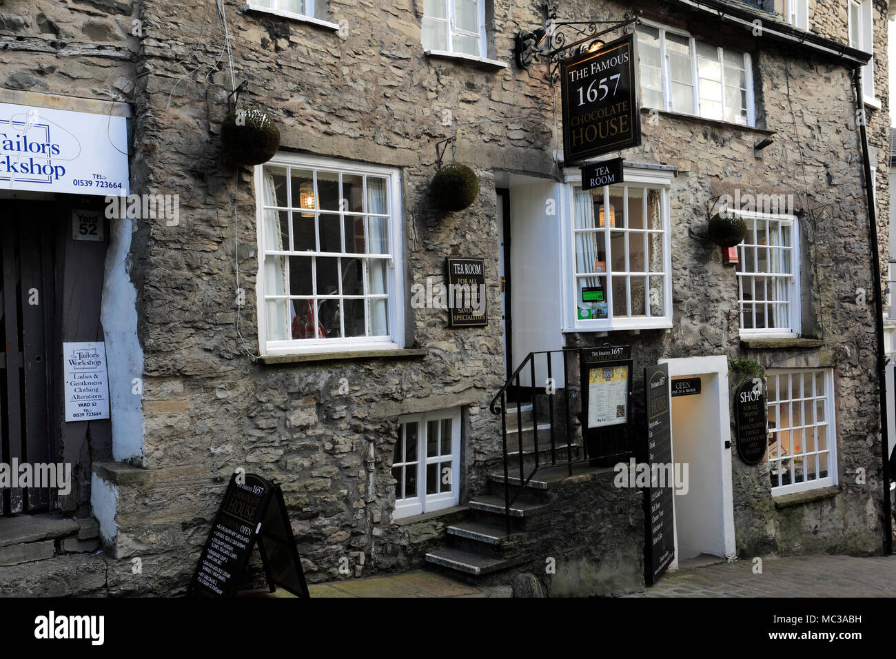 Il vecchio 1657 Cioccolato Casa shop, città di Kendal Cumbria, England, Regno Unito Foto Stock