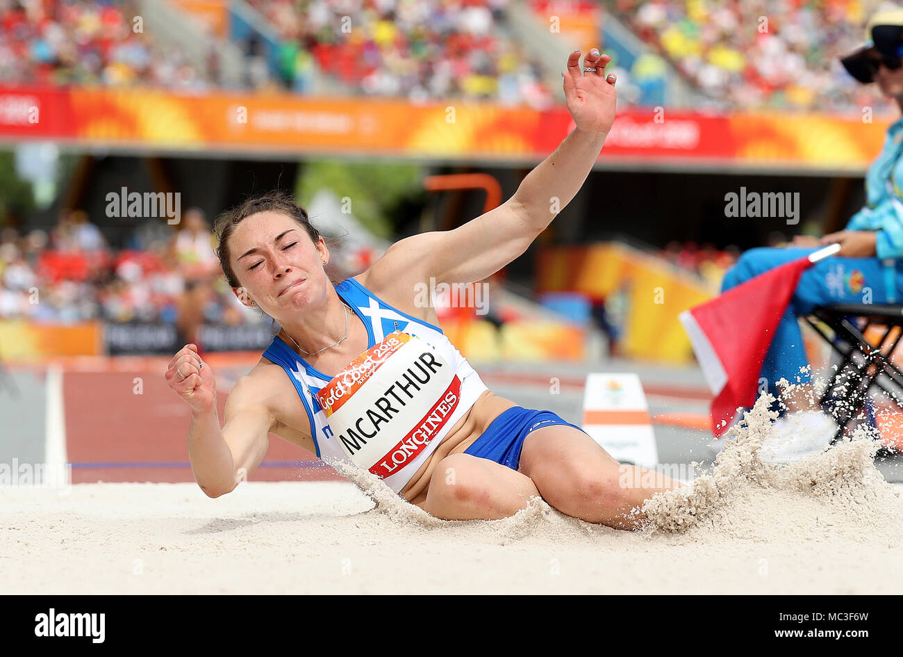 Eptathlon femminile salto in lungo carrara stadium immagini e