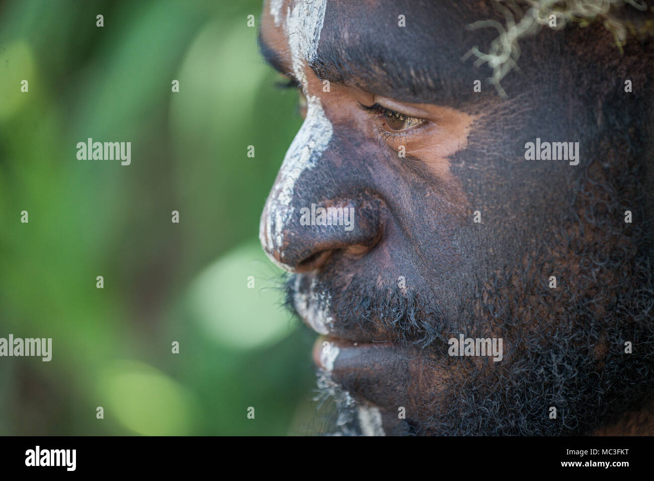 Nokondi metà uomini prestazioni, area di Goroka, Higlands orientale provincia di Papua Nuova Guinea Foto Stock