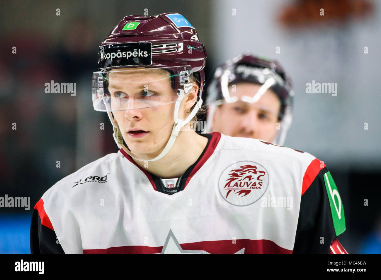 Riga, Lettonia. Il 12 aprile, 2018. Euro Hockey Challenge - nazionale di hockey su ghiaccio della squadra della Lettonia vs. National Ice hockey della Finlandia. Credito: Gints Ivuskans/Alamy Live News Foto Stock