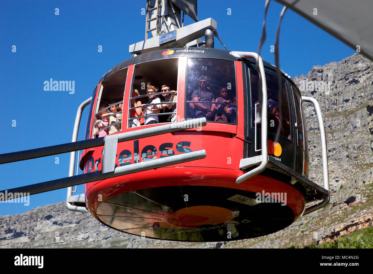 Funivia per il vertice di Table Mountain e Cape Town, Sud Africa Foto Stock