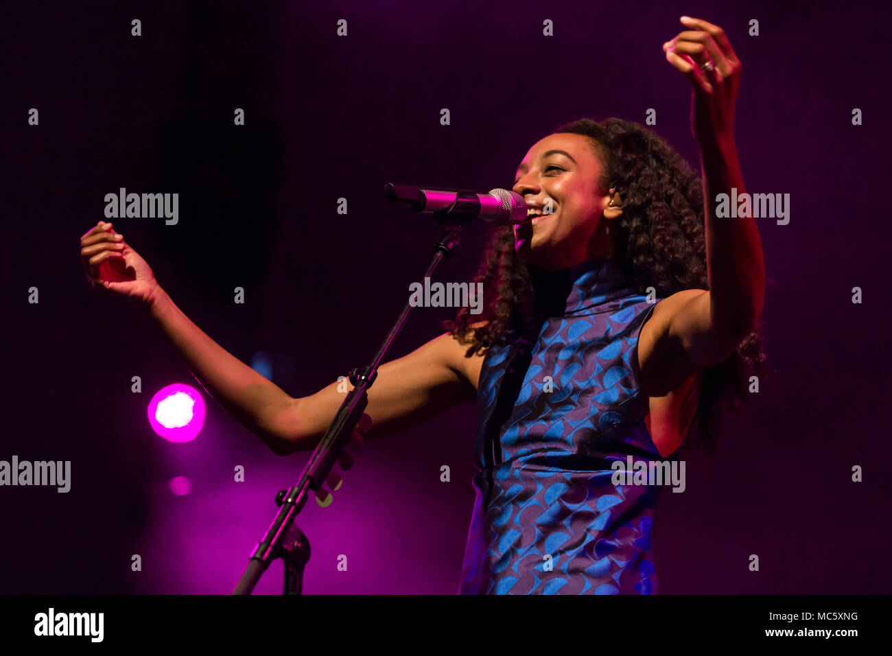 Il British cantante soul Corinne Bailey Rae live al Blue Balls Festival di Lucerna, Svizzera Foto Stock