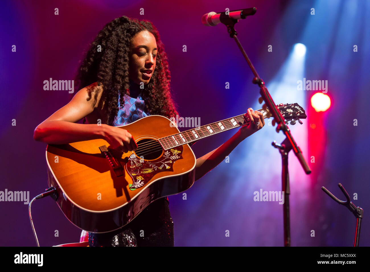 Il British cantante soul Corinne Bailey Rae live al Blue Balls Festival di Lucerna, Svizzera Foto Stock