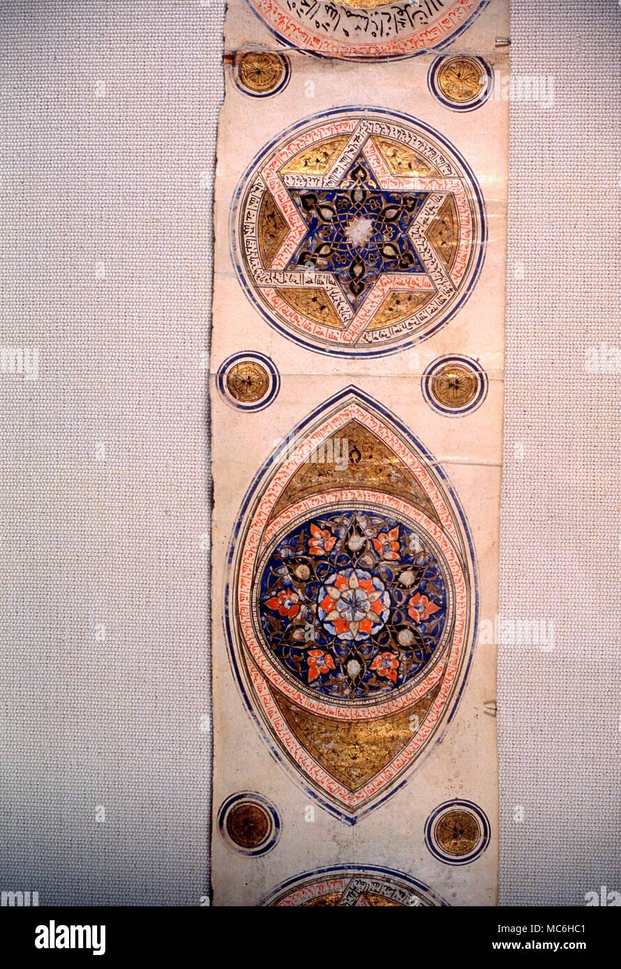 Amuleti - l'occhio magico e il sei-stella - su un amuletic scorrere, probabilmente dipinto in Egitto nel XV secolo. Ora nel Dar al Athar a Islammiya, Kuwait Foto Stock