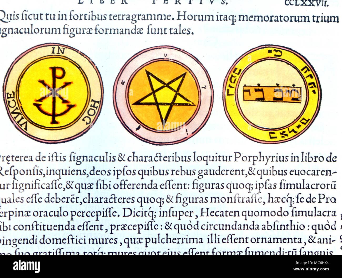 Simboli - Chi Rho. Il Chi Rho simbolo che rappresenta il nome di Cristo. Roundel uno al tre sigils riprodotto da Agrippa iin il 1532 edizione del suo 'De Occulta Philosophia' Foto Stock