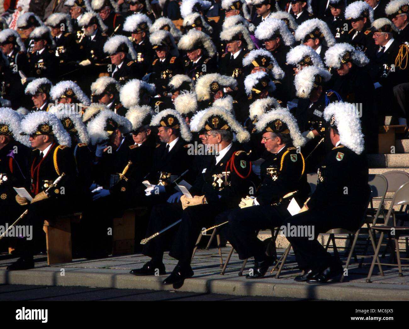 MASONIC - Cavalieri templari. Pasqua 1998 cerimoniale sui gradini del George Washington Masonic Memorial in Alessandria dai Cavalieri templari Foto Stock