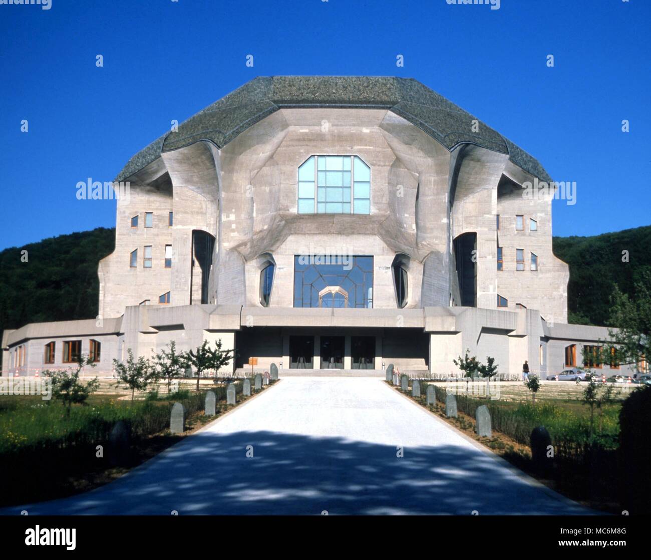 Antroposofia. Il Goetheanum, vicino a Dornach (Svizzera), progettata dall'esotericist Rudolf Steiner, come un centro per la sua 'Spiritual scienza','antroposofia Foto Stock