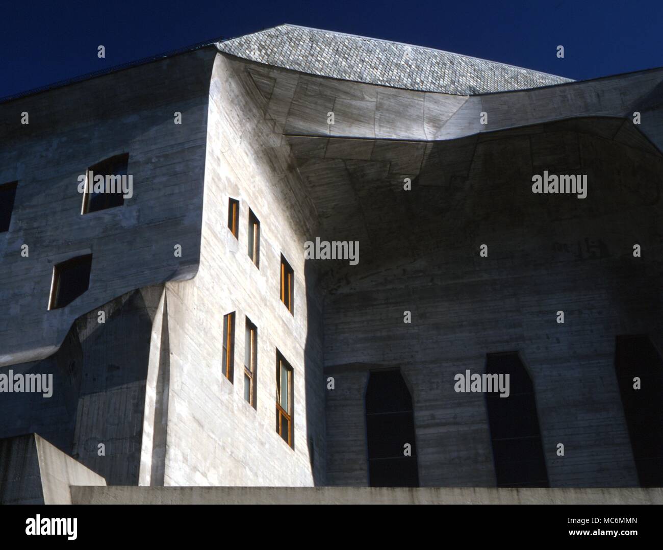 Antroposofia Goetheanum progettato dall'esotericist Rudolf Steiner. Dornach, vicino a Basilea, Svizzera Foto Stock