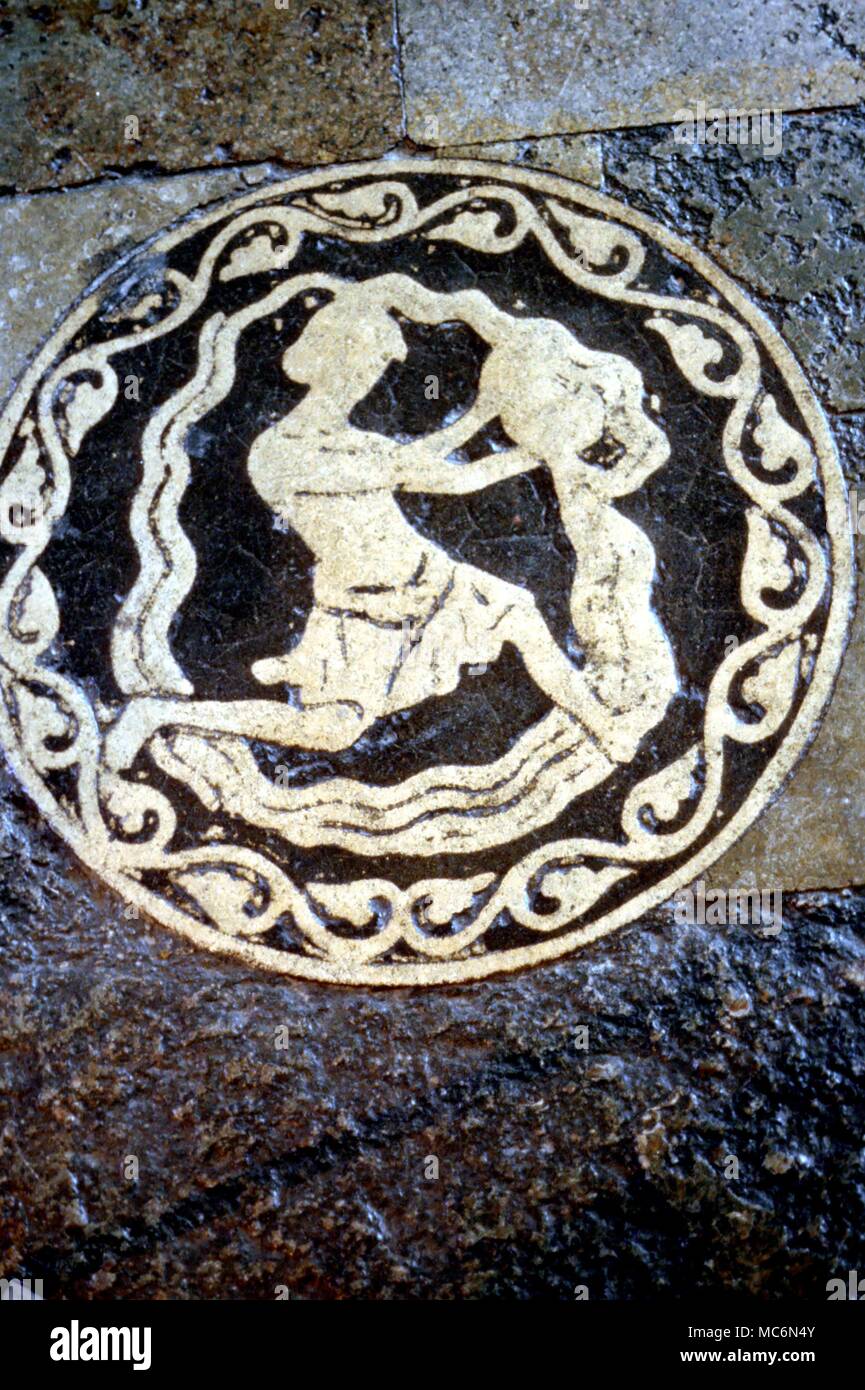 Siti di ast Canterbury Aquarius roundel impostato in mosaico e intarsi opera nella retrochoir della Cattedrale di Canterbury Early 13 secolo Foto Stock