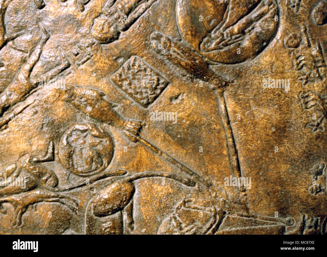 Astrologia egiziana Denderah dettaglio della costellazione zodiacale nel tempio di Hathor mostra pesci Foto Stock