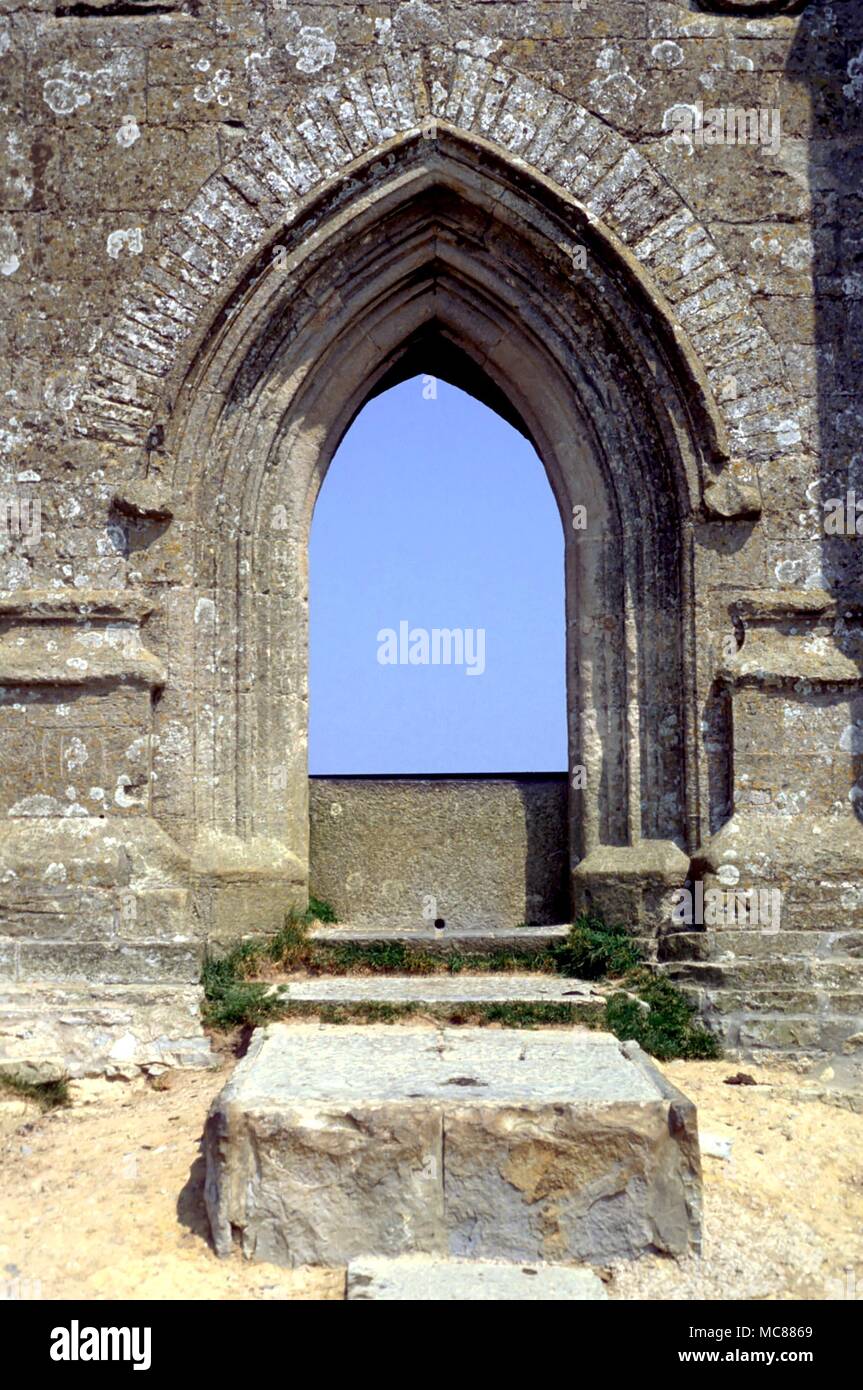 GLASTONBURY porta (ora rovinoso) nell'Abbazia di Glastonbury Foto Stock