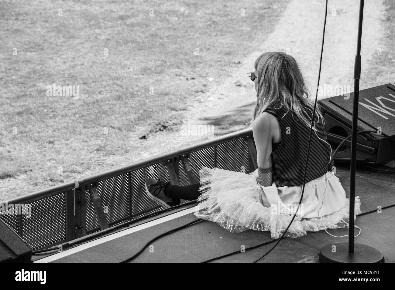 Aurora Aksnes- sound check in Molde Festival Internazionale di Jazz, Norvegia 2017. Foto Stock