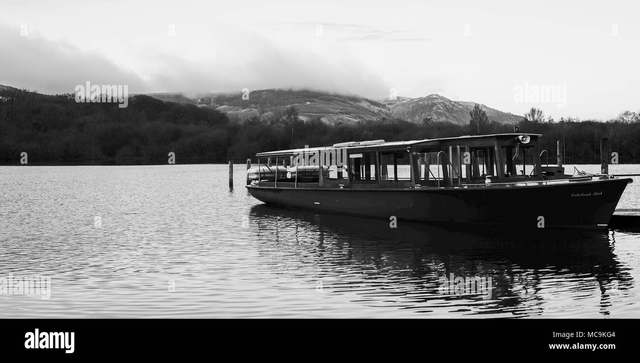 Barca sul Derwent Water Foto Stock
