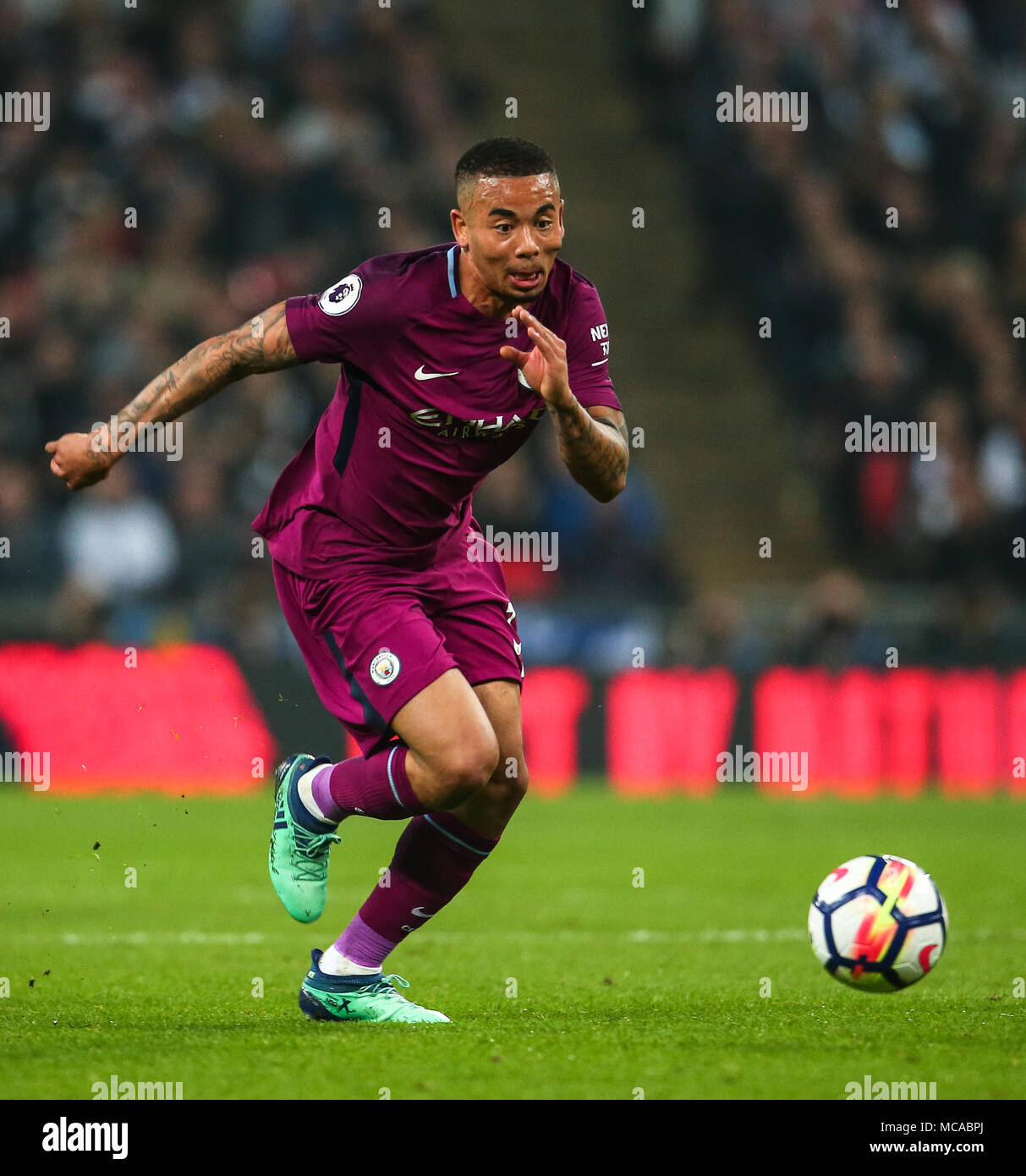 Londra, Regno Unito. Xiv Apr, 2018. Gabriel Gesù di Manchester City durante il match di Premier League tra Tottenham Hotspur e il Manchester City a Wembley Stadium il 14 aprile 2018 a Londra, Inghilterra. (Foto di John Rainford/phcimages. Credito: Immagini di PHC/Alamy Live News Foto Stock